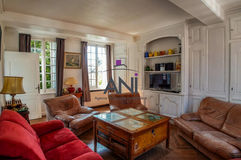 Maison ancienne - 284 m² - 10 pièces