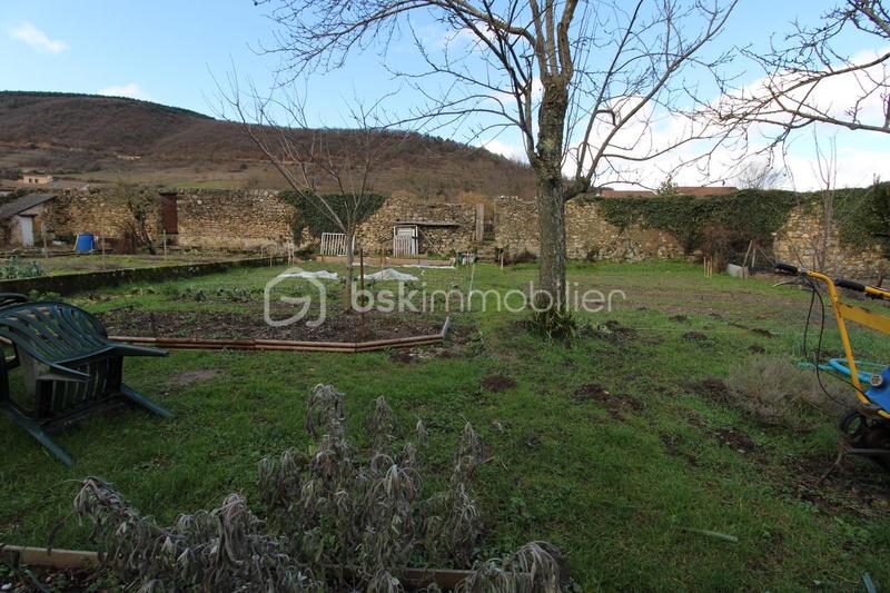 Maison de village - 82 m² - 4 pièces