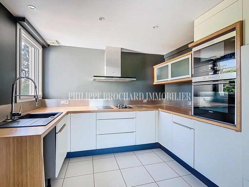 Maison - 153 m² - 6 pièces