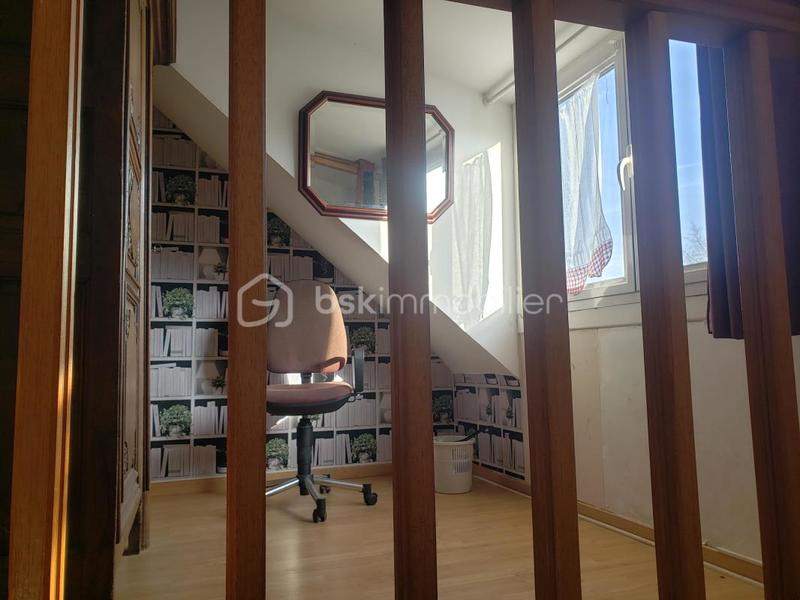 Maison traditionnelle - 125 m² - 7 pièces