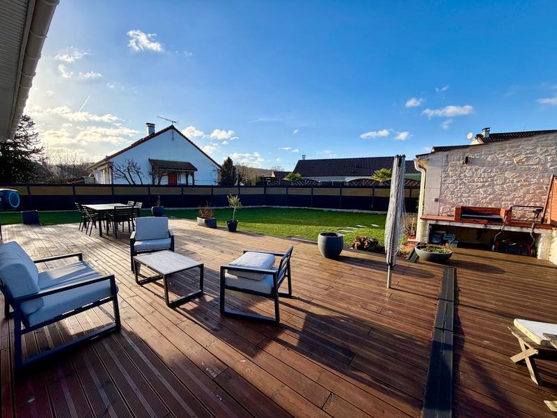 Maison - 115 m² - 5 pièces