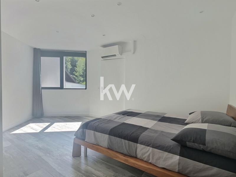 Maison d'architecte - 180 m² - 7 pièces