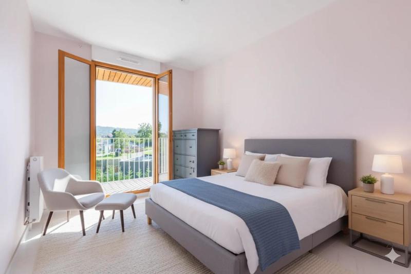 Appartement - 98 m² - 4 pièces