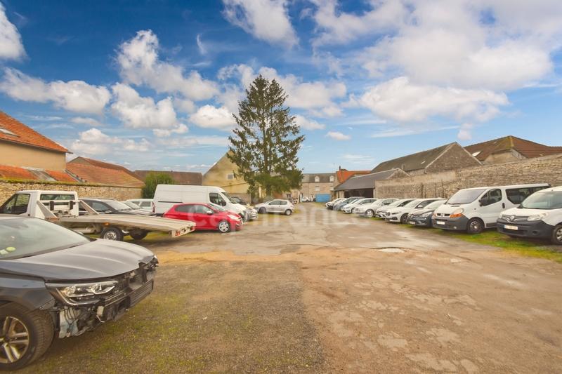 Entrepôt - 460 m² - 4 pièces