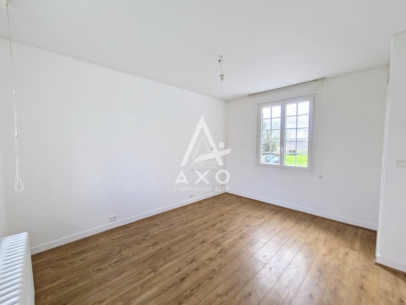 Maison - 216 m² - 8 pièces