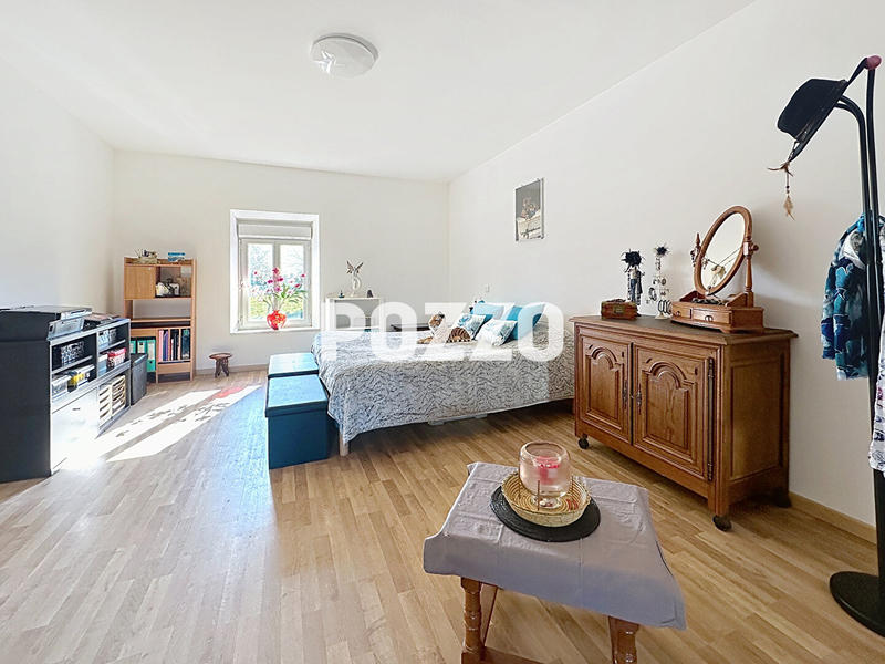 Maison - 153 m² - 7 pièces