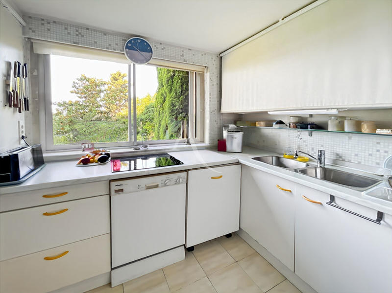 Appartement - 96 m² - 4 pièces