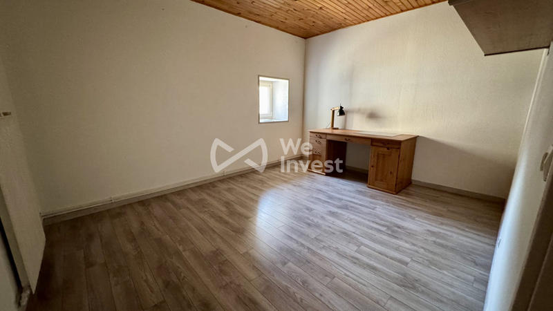 Maison - 172 m² - 10 pièces