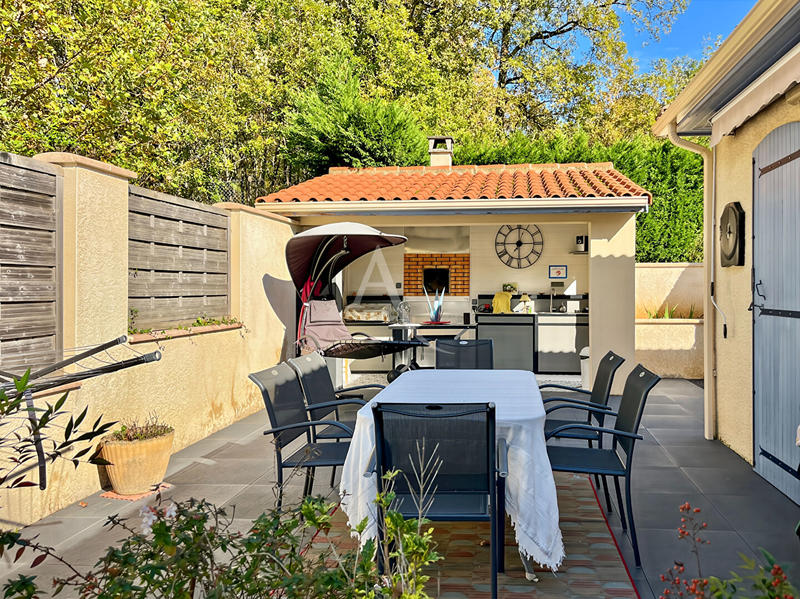 Maison - 110 m² - 4 pièces