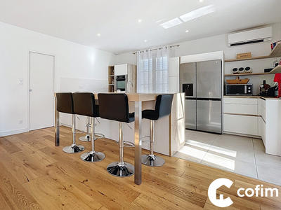 Maison - 163 m² - 5 pièces