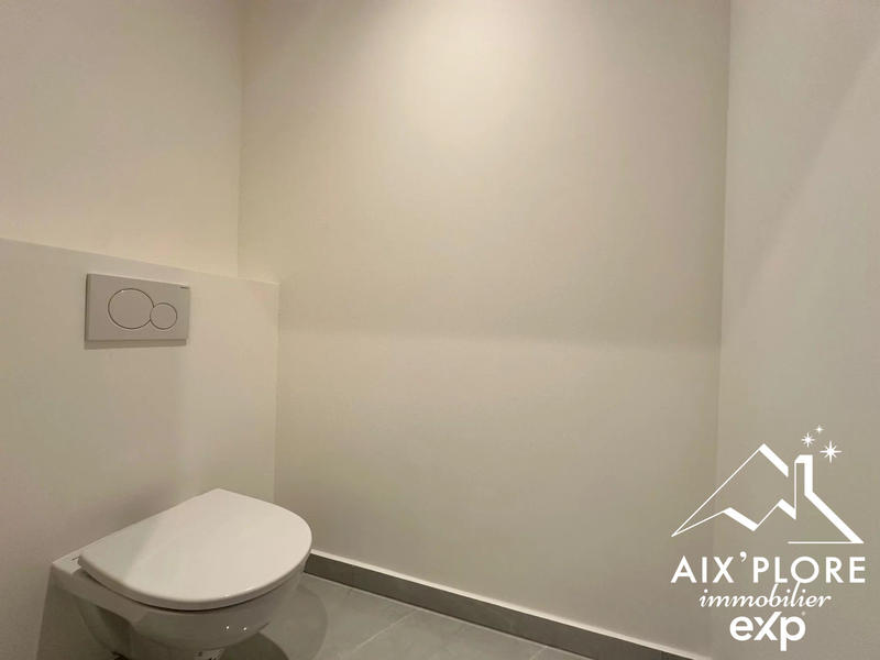 Appartement - 105 m² - 4 pièces