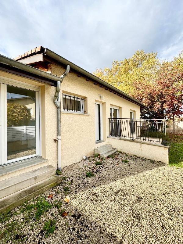 Maison - 93 m² - 4 pièces