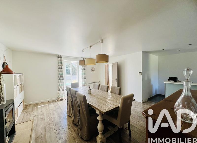 Maison - 200 m² - 6 pièces