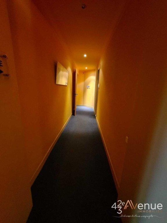 Appartement - 138 m² - 4 pièces