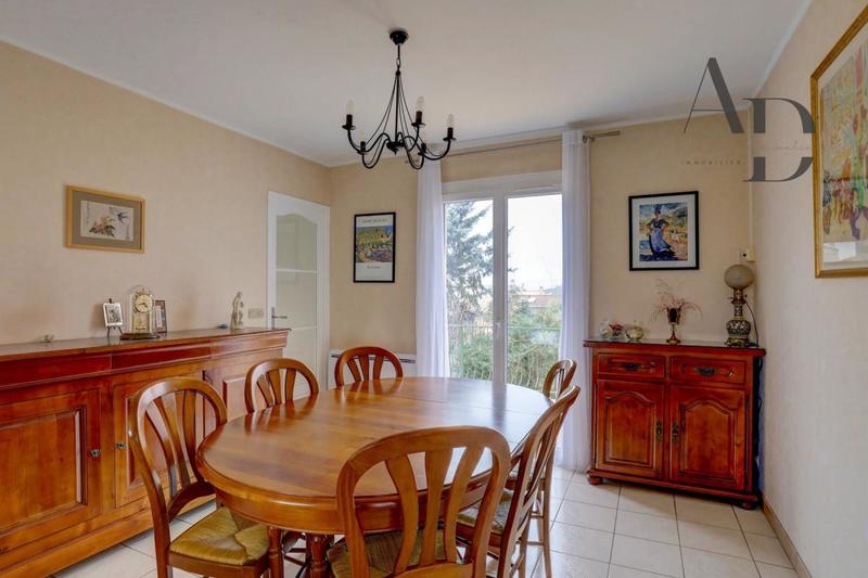 Maison - 111 m² - 5 pièces