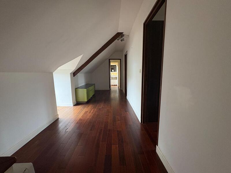 Maison - 141 m² - 5 pièces