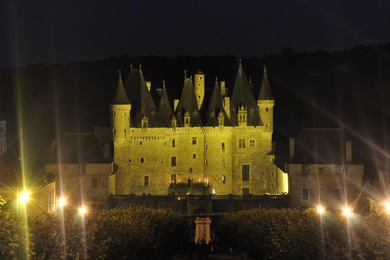Visite nocturne/ Kaamelott II à Jumilhac - Château en fête