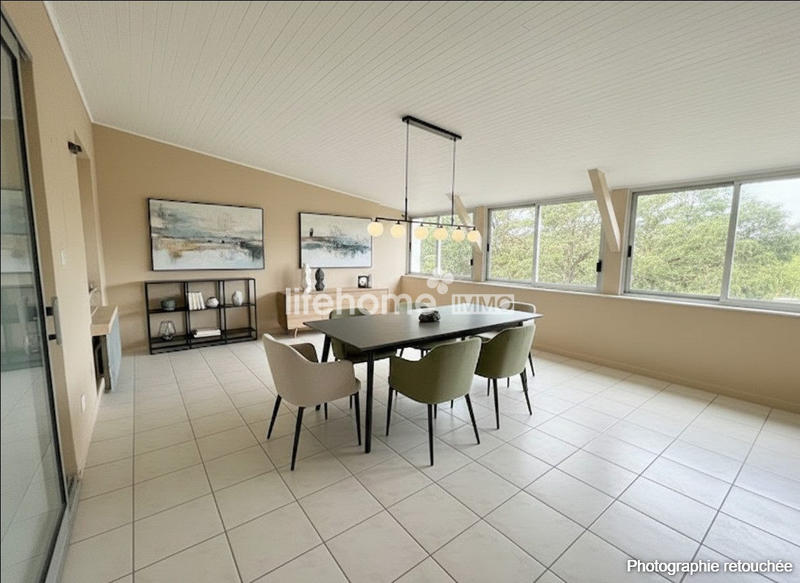 Maison - 231 m² - 9 pièces