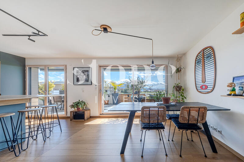 Appartement - 115 m² - 5 pièces