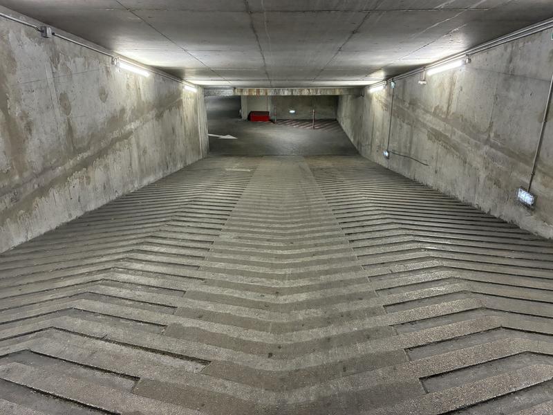 Parking / Garage - 13 m²