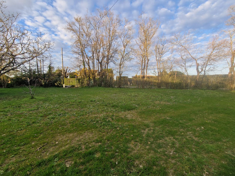 Terrain - 640 m²