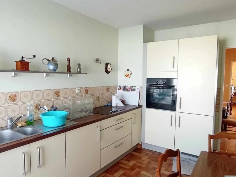 Appartement - 80 m² - 4 pièces