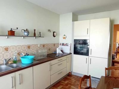 Appartement - 80 m² - 4 pièces