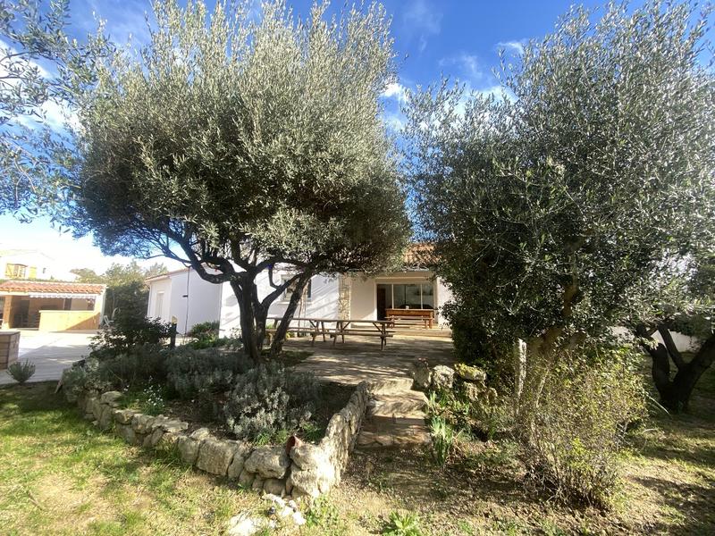 Maison - 180 m² - 6 pièces