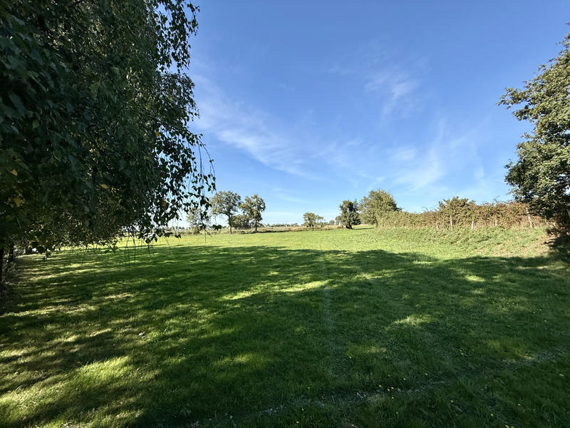 Terrain de loisirs - 18 300 m²