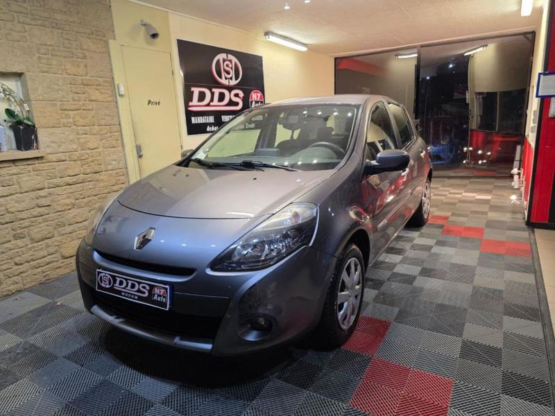 Renault Clio III 1.2 l Gps Regul Clim Distri Neuve