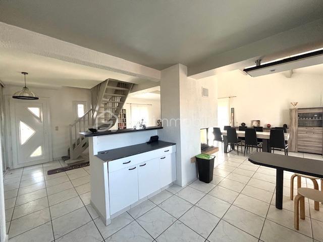 Villa - 145 m² - 7 pièces