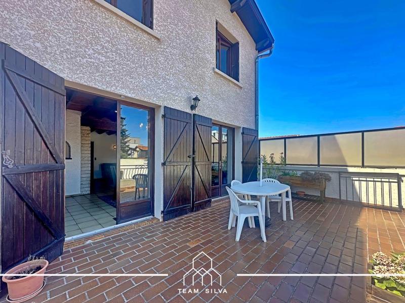 Maison - 194 m² - 5 pièces