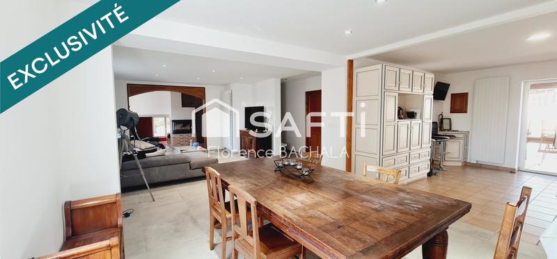 Maison - 150 m² - 8 pièces