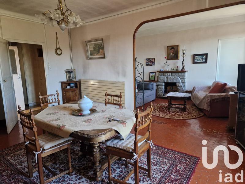 Maison de village - 360 m² - 10 pièces