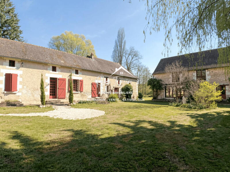 Maison ancienne - 280 m² - 6 pièces