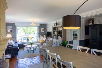 Maison - 167 m² - 7 pièces