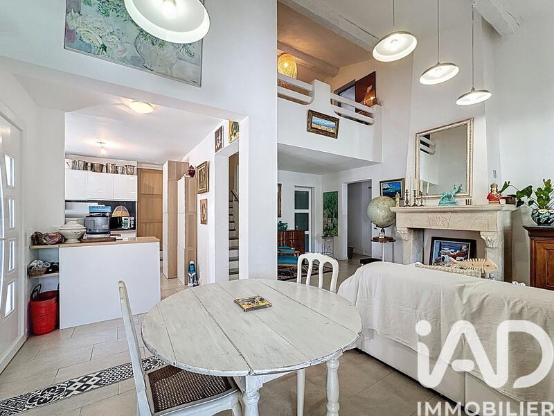 Maison - 193 m² - 5 pièces