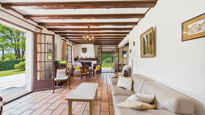 Maison - 176 m² - 7 pièces