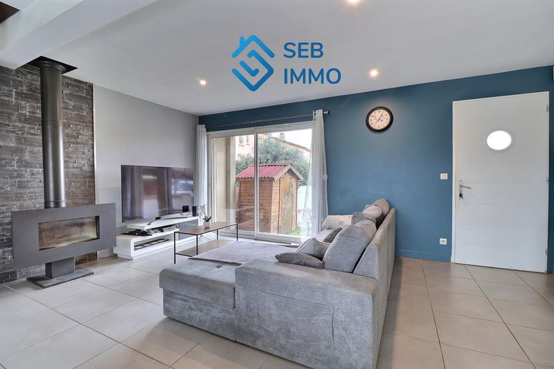 Maison - 90 m² - 4 pièces