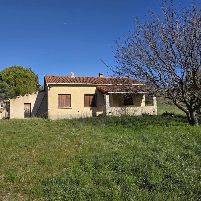 Maison - 96 m² - 5 pièces