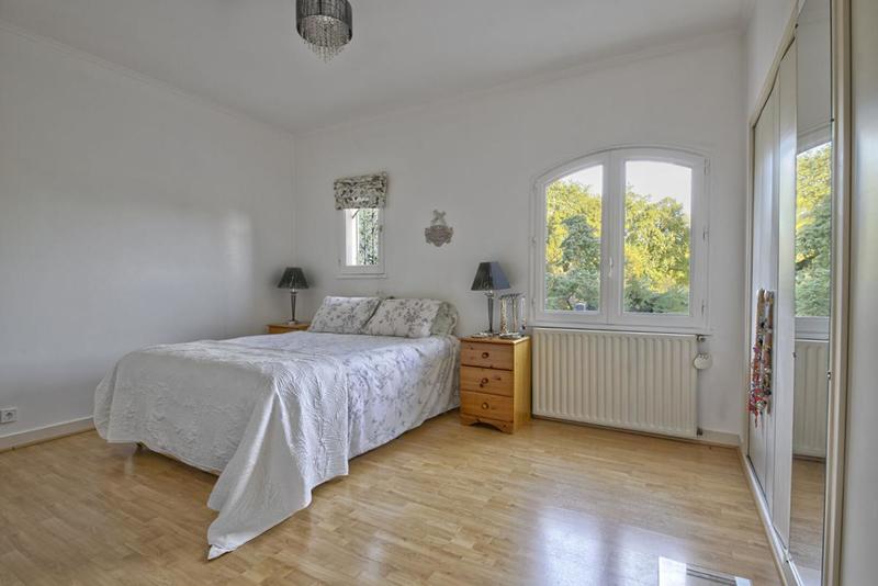 Maison - 141 m² - 7 pièces