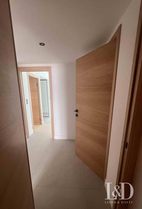 Appartement - 85 m² - 3 pièces