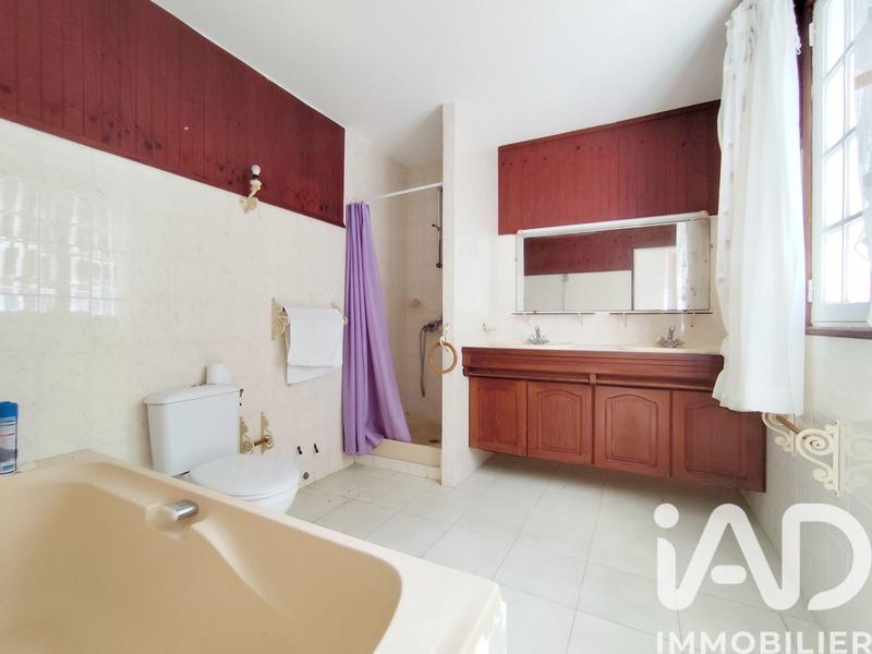 Maison - 170 m² - 6 pièces