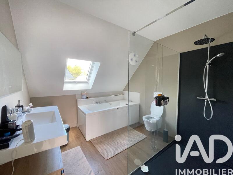 Maison - 129 m² - 5 pièces