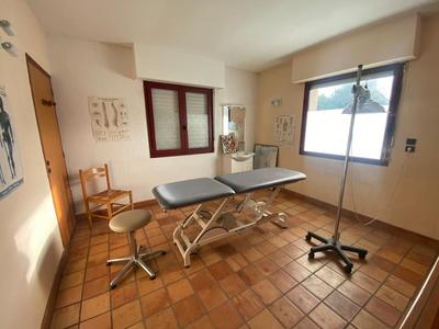 Local commercial - 220 m²