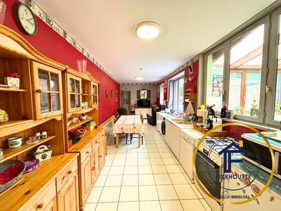 Immeuble - 235 m² - 7 pièces