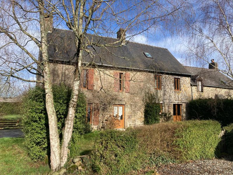 Maison - 161 m² - 7 pièces