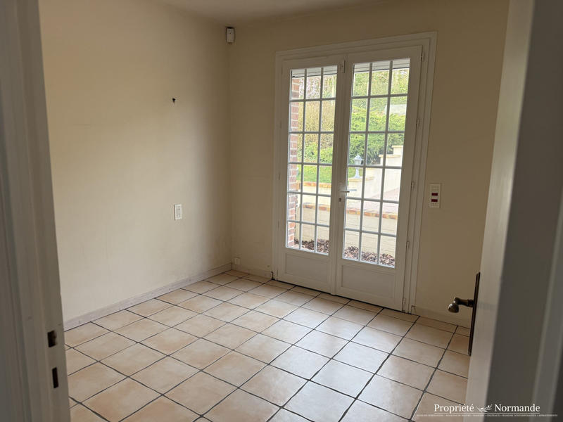 Maison traditionnelle - 200 m² - 7 pièces