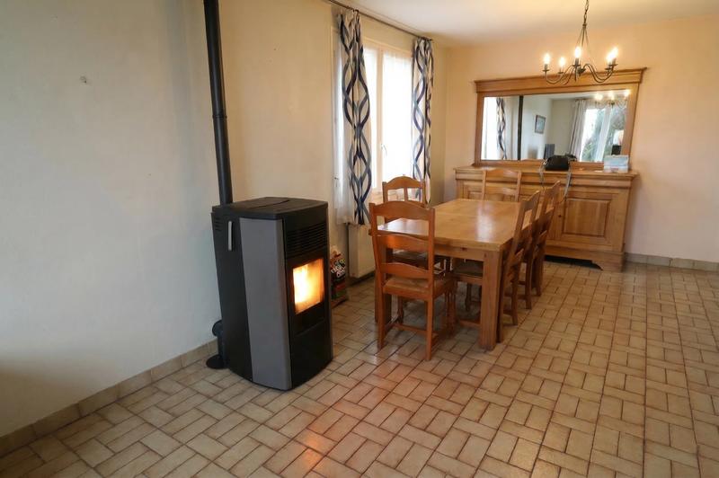 Maison - 98 m² - 5 pièces