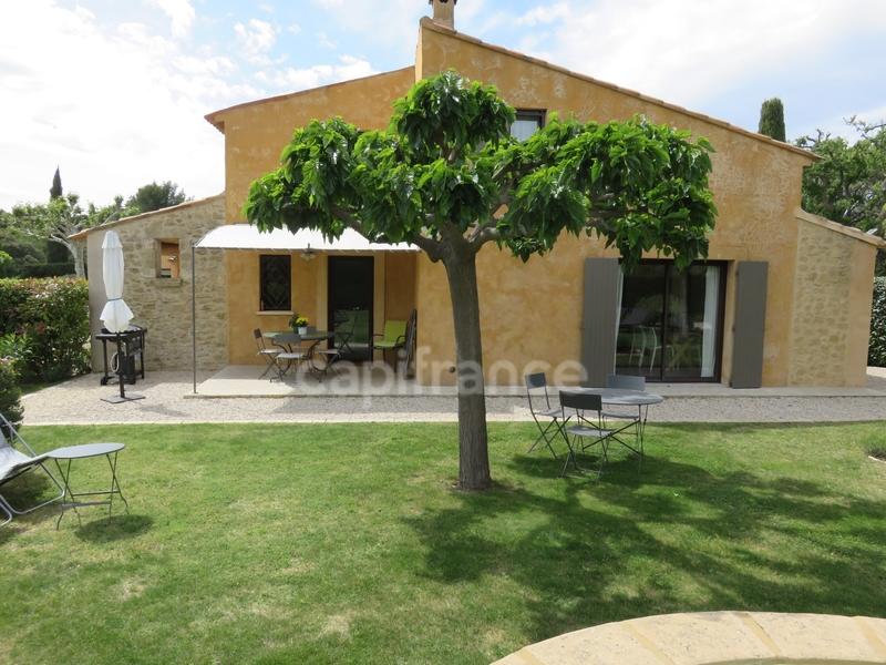 Villa - 293 m² - 10 pièces